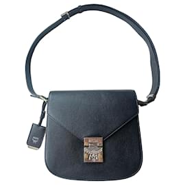 Borsa a tracolla Tracy in pelle nera MCM