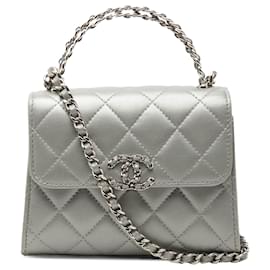 Chanel Mini CC Metallic Lambskin Top Handle Clutch con catena, argento