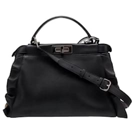 Borsa a mano Fendi Peekaboo in pelle nera con volant