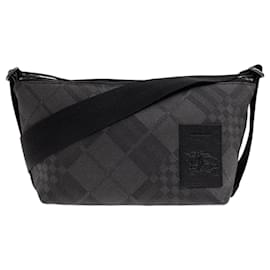 Burberry Chester Sling Bag Schwarz