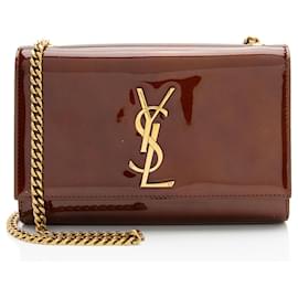 Borsa a tracolla Small Kate in pelle verniciata monogram Saint Laurent