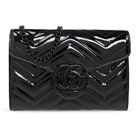 Gucci Mini Borsa GG Marmont Matelassé in vernice Aacjs