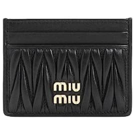 Kartenetui aus Nappaleder - Miu Miu