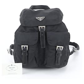 Mochila Prada em nylon Tessuto com logótipo triangular em couro