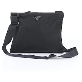 Sac à épaule Prada en nylon Tessuto avec logo triangle