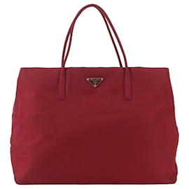 Prada Tessuto Nylon Tragetasche mit Dreieckslogo