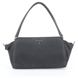 Saco Tote Prada em nylon Tessuto com logótipo triangular em couro