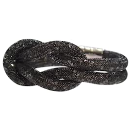 Bracciale SWAROVSKI Stardust Knot in maglia di cristalli neri con chiusura magnetica