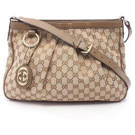 Borsa a tracolla Gucci Sukey in tela GG