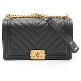 Bolso de hombro Chanel Boy Chevron V-Stitch