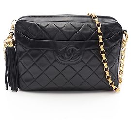 Borsa a tracolla Chanel Matelassé con frange e catena