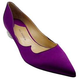 Paul Andrew Ankara Pumps aus lila Satin mit Kristallabsatz