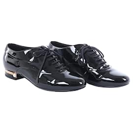 Scarpe Chanel Coco Mark 15A in pelle verniciata e pelle EU 37 da donna, Nero G31078