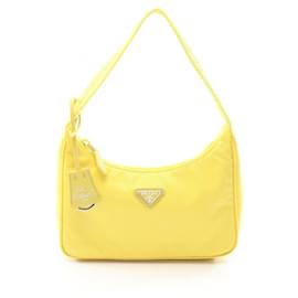 Borsa Prada Re-Edition 2000 Re-Nylon