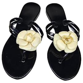 Chanel Camellia Jelly-Sandalen
