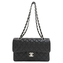 Borsa a tracolla Chanel Matelassé 23 Double Flap