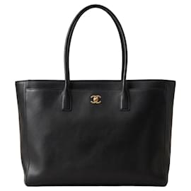 Saco Shopping Tote Chanel em Pele Preta SS26
