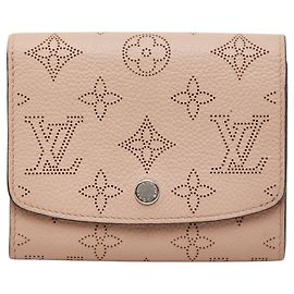 Louis Vuitton Mahina Portefeuille Iris Bi-fold Wallet