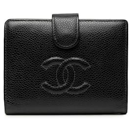 Portafoglio bi-fold Chanel in pelle caviar nera