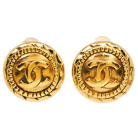Pendientes de clip redondos chapados en oro Chanel Gold CC