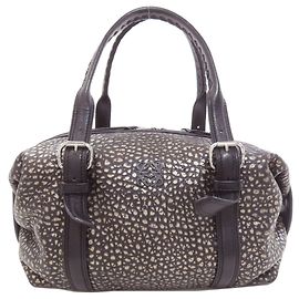Borsa Loewe in pelle di vitello nera con stampa animalier