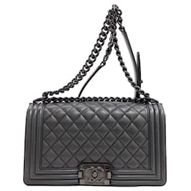 Borsa Chanel in pelle nera