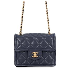 Borsa a tracolla Chanel Mini Matelassé con catena