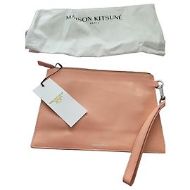 Autre Marque Maison Kitsuné Pochette in Pelle Rosa