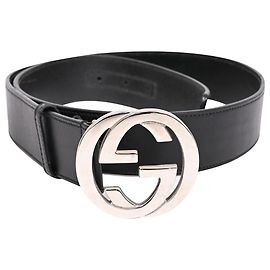 Logo Interlocking G Gucci in tono argento in pelle nera