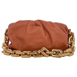 Borsa Chain Pouch Bottega Veneta in pelle di vitello marrone