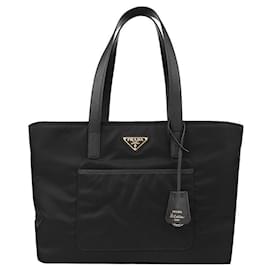 Prada Borsa Tote Medium in Re-nylon e pelle Saffiano