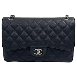 Chanel Borsa a tracolla Caviar Classic Large (Jumbo) con catena argento