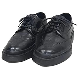 Chaussures Derby en cuir brossé - Prada