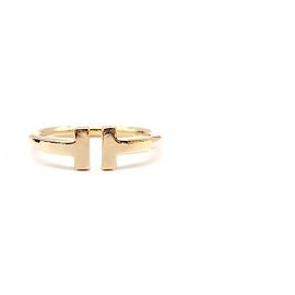 Anello Tiffany & Co T Wire in oro giallo
