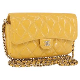 Borsa a tracolla CHANEL COCO Mark Chain in pelle verniciata Giallo Gold CC Auth 196819SAM