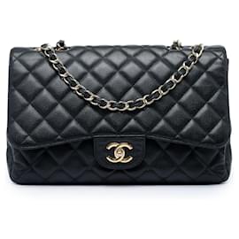 Borsa a tracolla Chanel Jumbo Classic Caviar Single Flap Nera