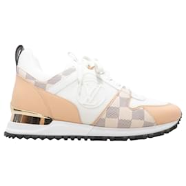 Sneakers Louis Vuitton Run Away White & Multicolor Taglia 38