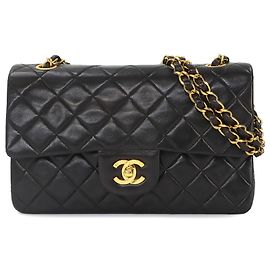Borsa a tracolla Chanel Matelasse 23 con catena