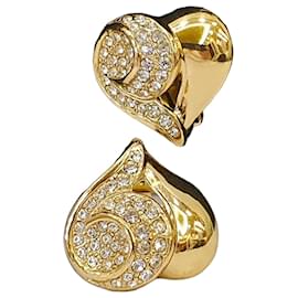 Orecchini a clip Givenchy in cristallo e placcati oro 18kt a forma di cuore