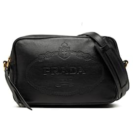 Borsa a tracolla in pelle nera con placca logo Triangle Prada