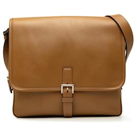 Borsa a tracolla Prada in pelle Saffiano con placca logo triangolare