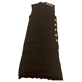 Balmain Vestido negro sin mangas con botones dorados