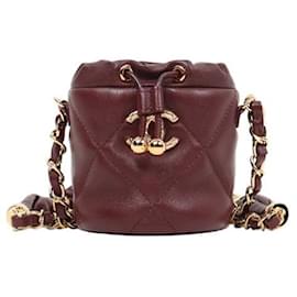 Chanel Borsa a secchiello mini Coco Crush in pelle burgundy