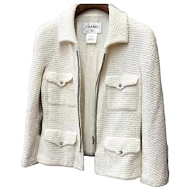 Chanel Tweed-Bomberjacke mit Kettenaschen