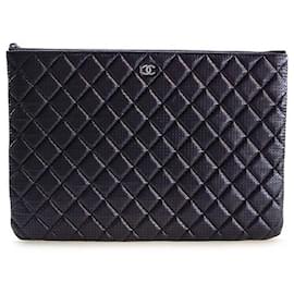 Chanel Große Clutch