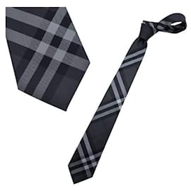 Burberry Krawatte schwarz aus Stoff