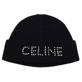 Beanie aus Wolle in Schwarz mit besticktem Logo und Nieten - Céline