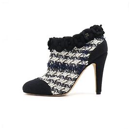 Chanel Botas de tweed Coco Camellia para mujer