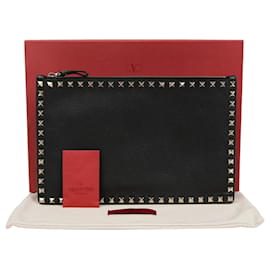 Clutch Rockstud Valentino Rossa in Pelle