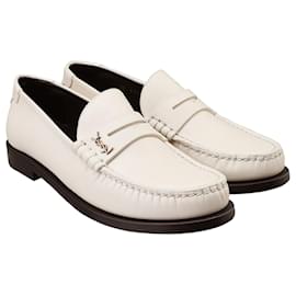 Mocassini Penny Monogram da donna Pearl - Saint Laurent